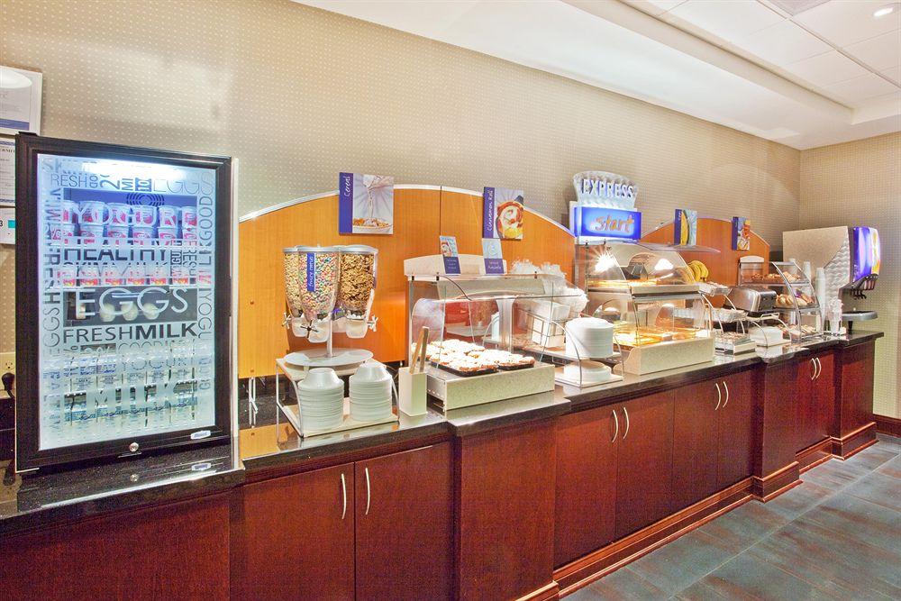 Holiday Inn Express Hotel & Suites Atlanta-Cumming By Ihg Exterior photo