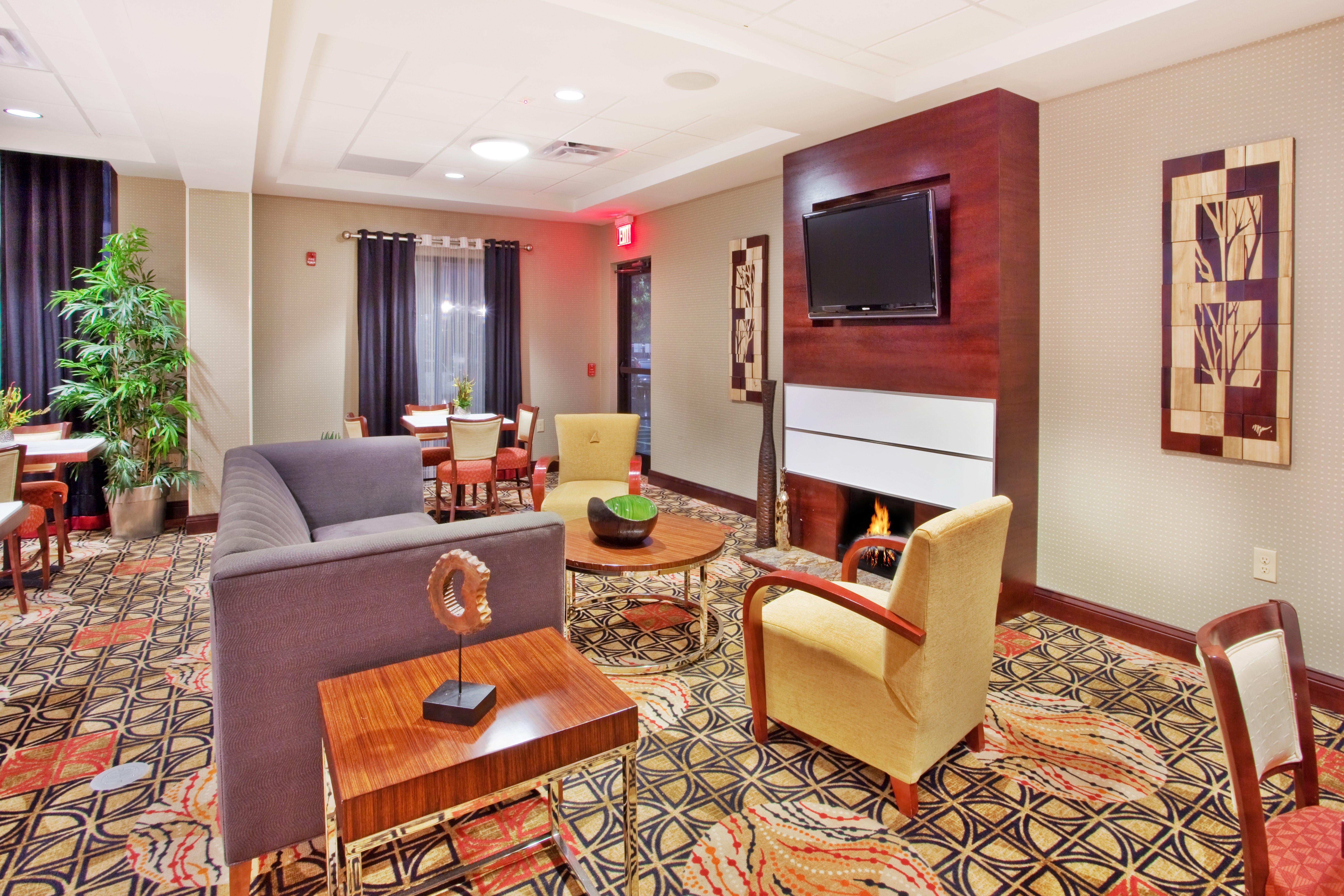 Holiday Inn Express Hotel & Suites Atlanta-Cumming By Ihg Exterior photo